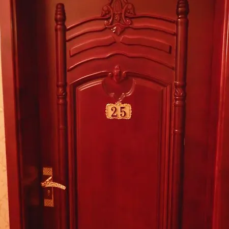 & Restaurant Hong Kong 3*